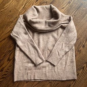 Wilfred Off-Shoulder Sweater